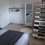Apartma Vester - Large 3-bedroom Near Appartement *