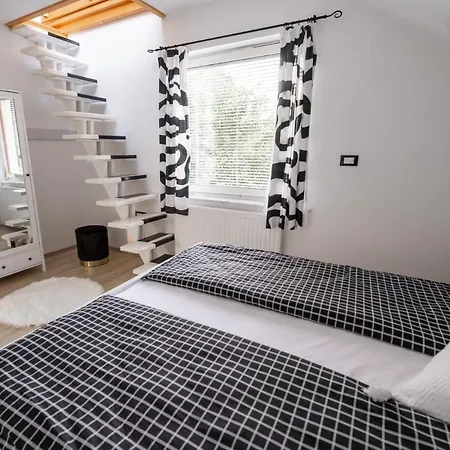Apartmán Apartma Vester - Large 3-bedroom Near *