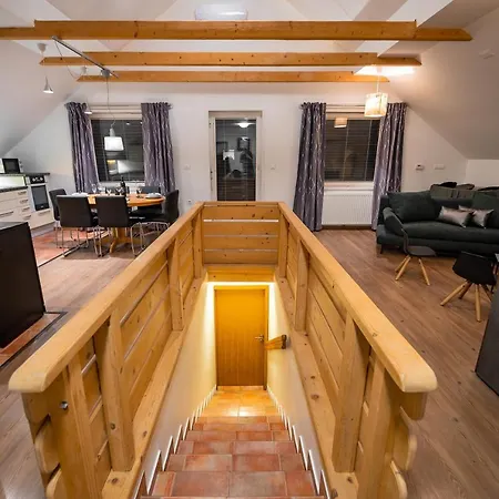 Apartma Vester - Large 3-bedroom Near