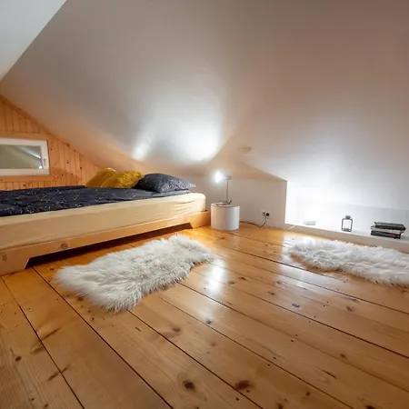 Apartma Vester - Large 3-bedroom Near *