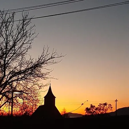 Apartma Vester - Large 3-bedroom Near