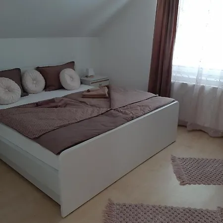 Daire Apartma Vester - Large 3-bedroom Near