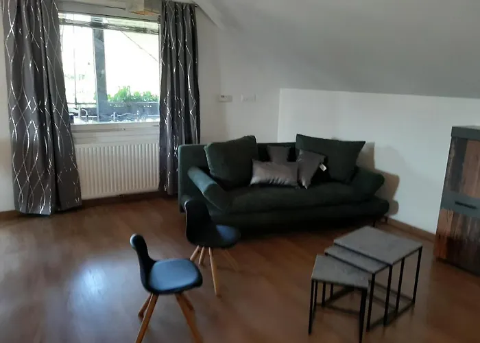 Apartamento Apartma Vester - Large 3-bedroom Near *