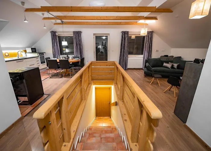 Apartma Vester - Large 3-bedroom Near