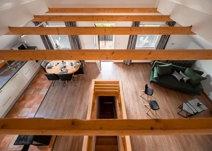 Apartma Vester - Large 3-bedroom Near アパート ブレッド