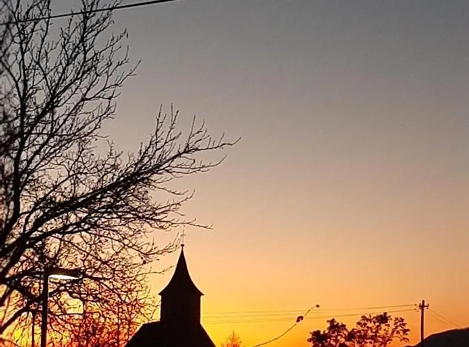 Apartma Vester - Large 3-bedroom Near